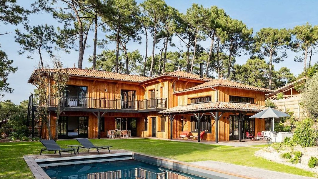 eco villa built in timber with pool