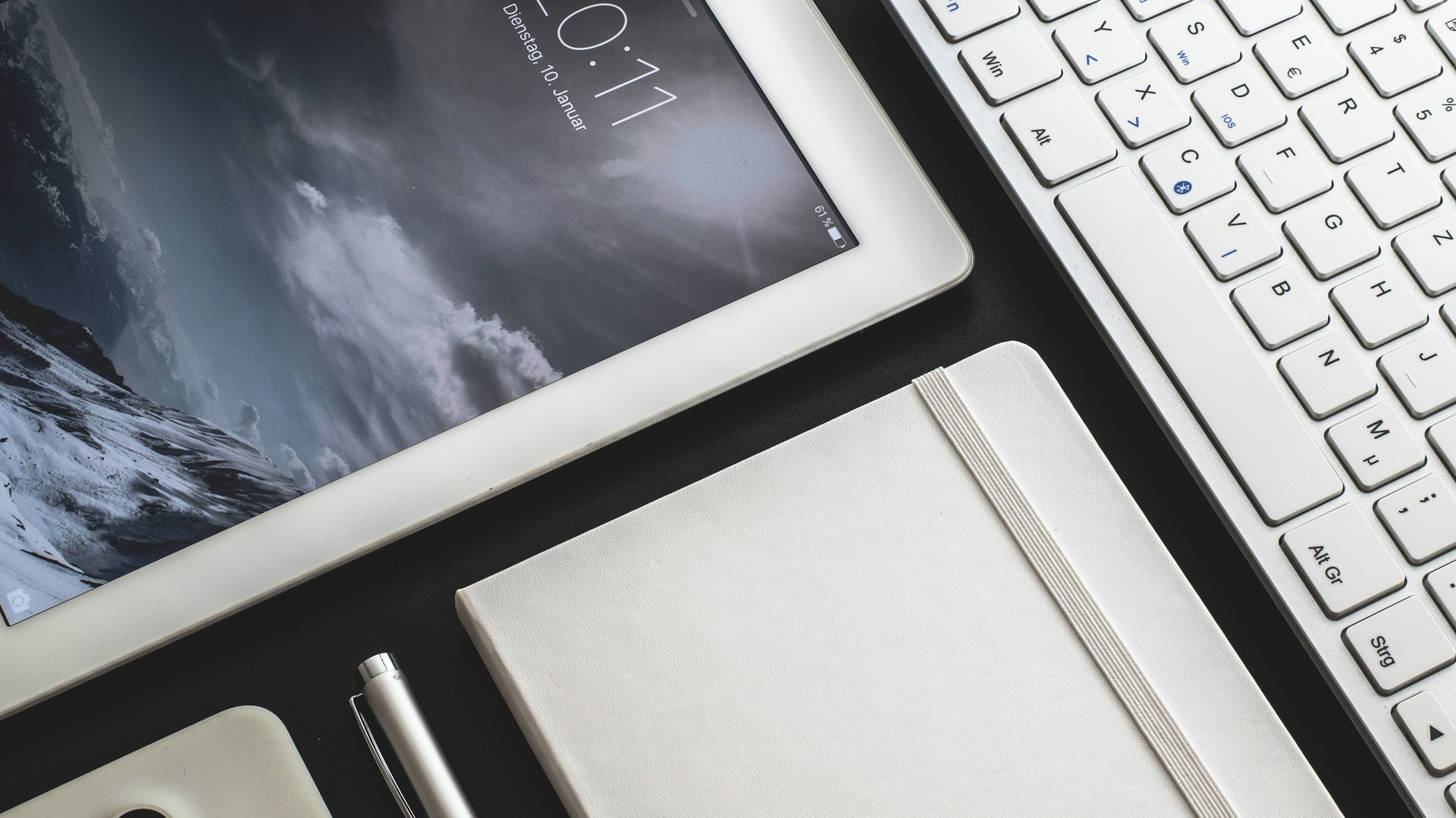 ipad, keyboard and mobile