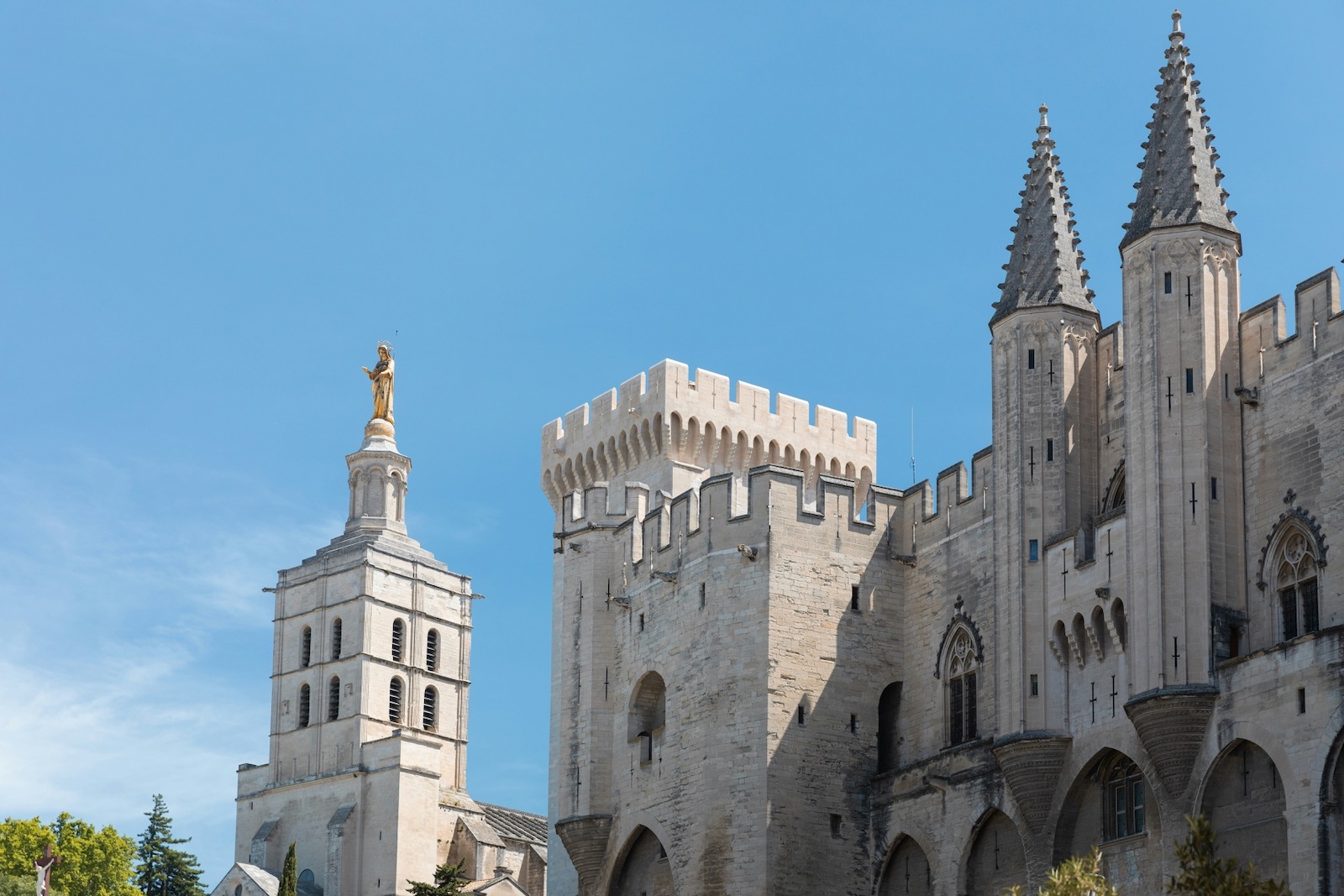 Hybrid hospitality project in Avignon supported by Unique Retreats through commercial viability analysis